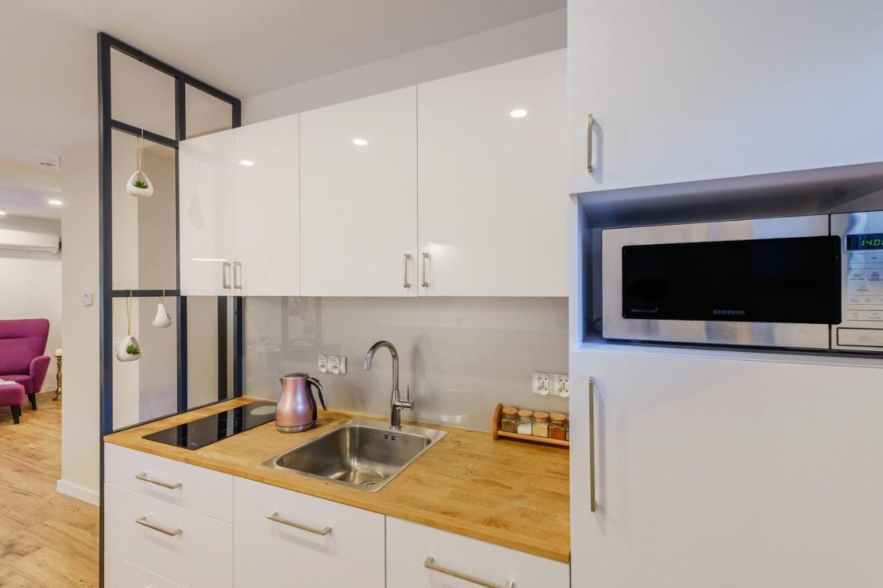 Rezydencja Ornak 5 - Stylowe Apartamenty Z Balkonami I Jacuzzi, 5 Min Pieszo Do Krupowek, Izby Podhalanskie ザコパネ エクステリア 写真