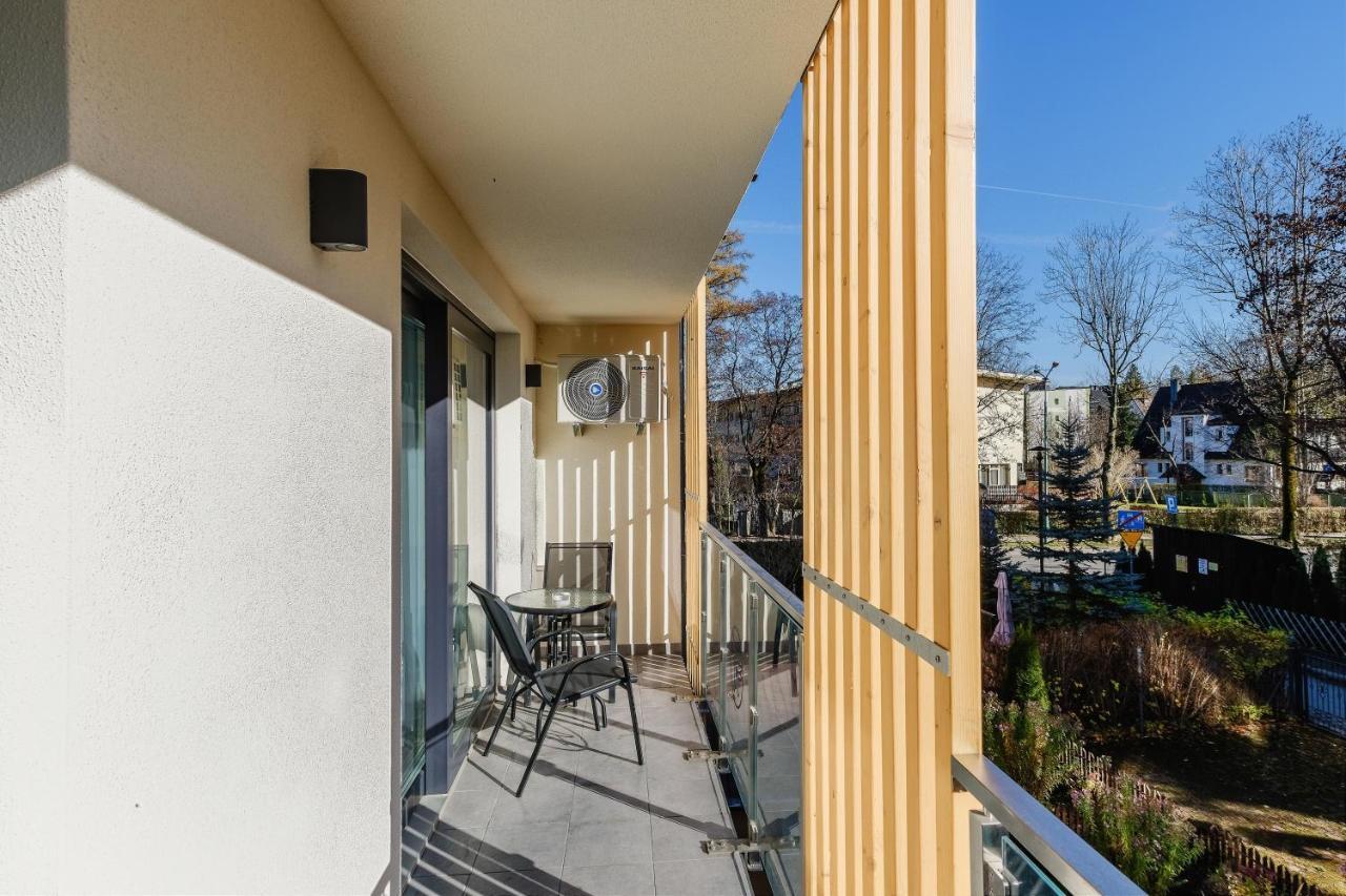 Rezydencja Ornak 5 - Stylowe Apartamenty Z Balkonami I Jacuzzi, 5 Min Pieszo Do Krupowek, Izby Podhalanskie ザコパネ エクステリア 写真