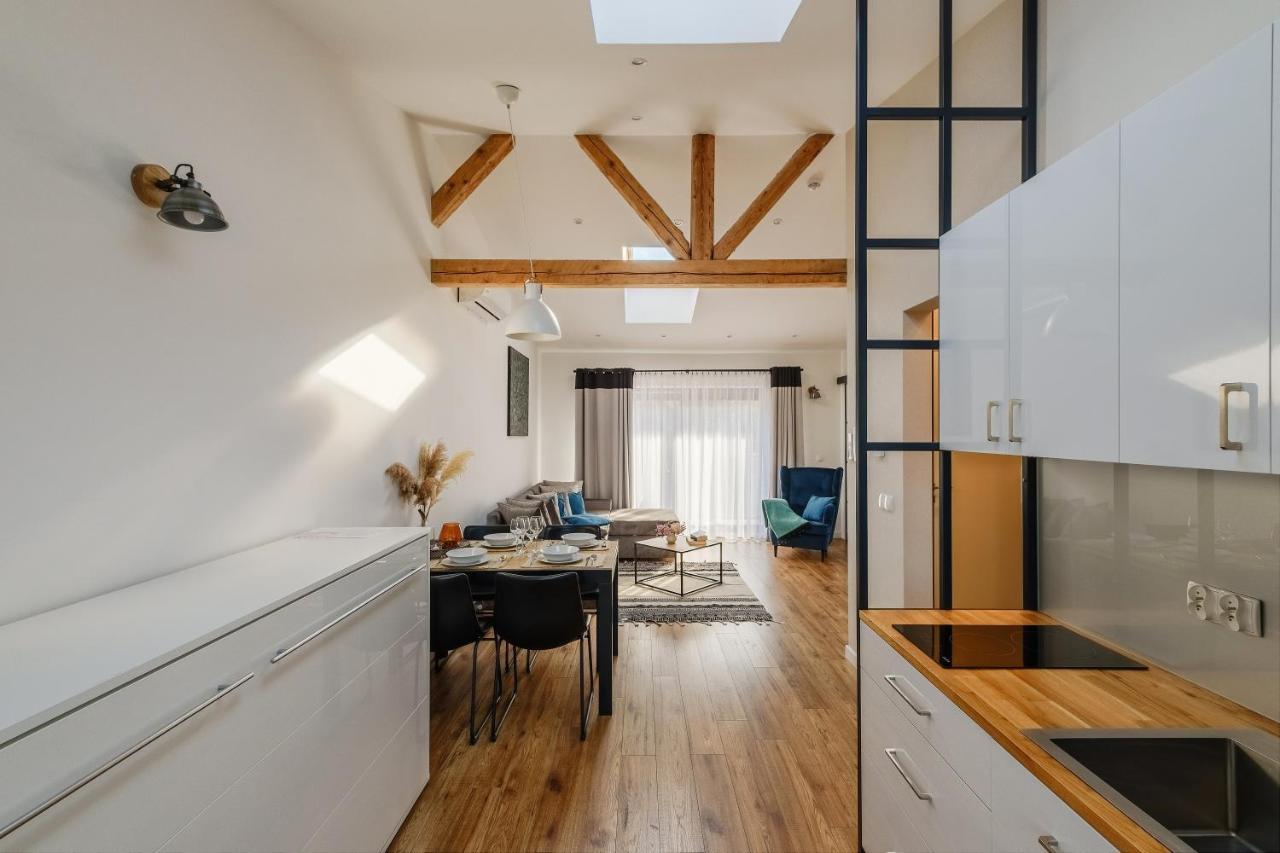 Rezydencja Ornak 5 - Stylowe Apartamenty Z Balkonami I Jacuzzi, 5 Min Pieszo Do Krupowek, Izby Podhalanskie ザコパネ エクステリア 写真